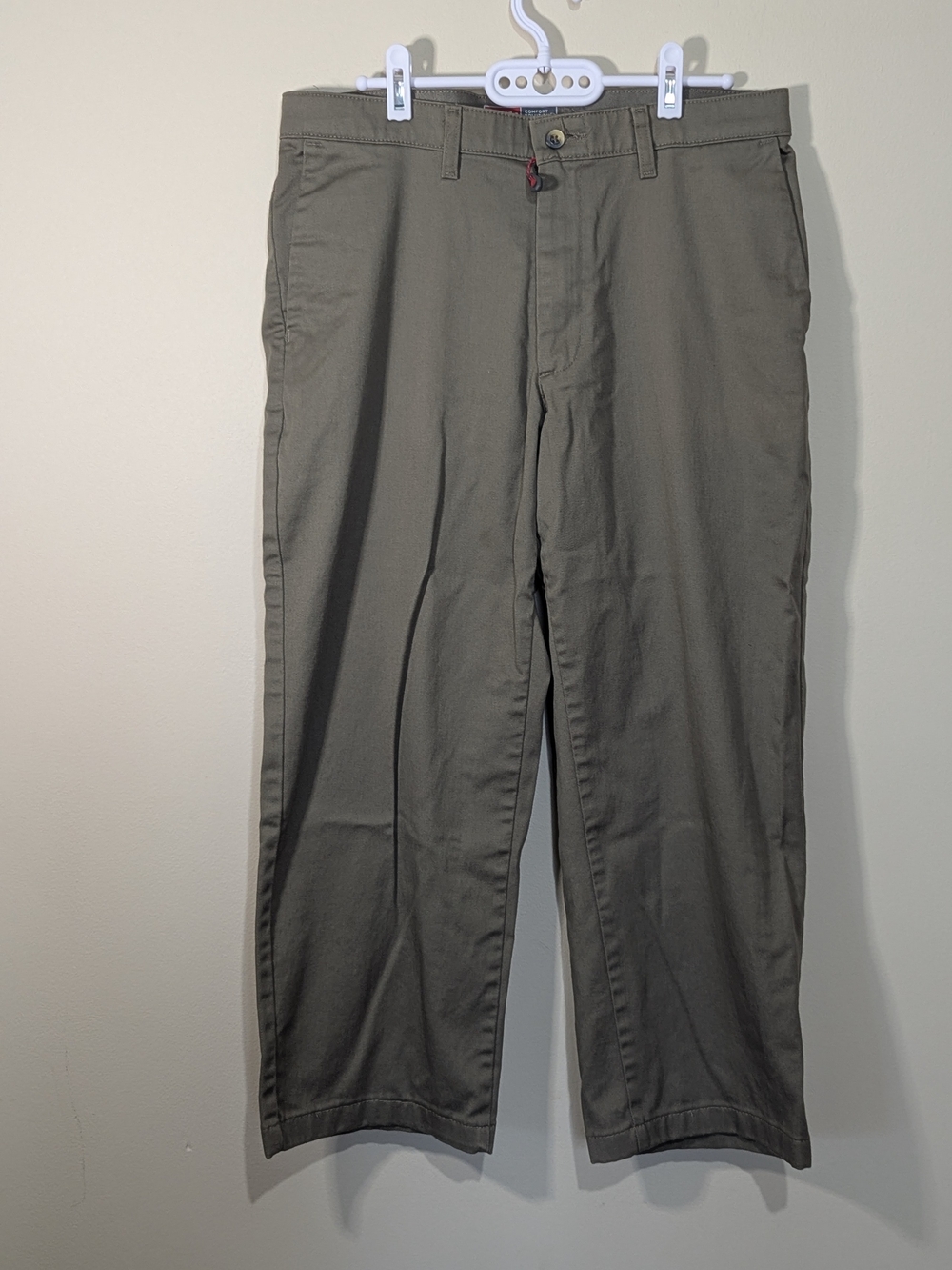 Wrangler Comfort Solutions Pants Men 32x30 Khaki Straight Leg Stretch Casual